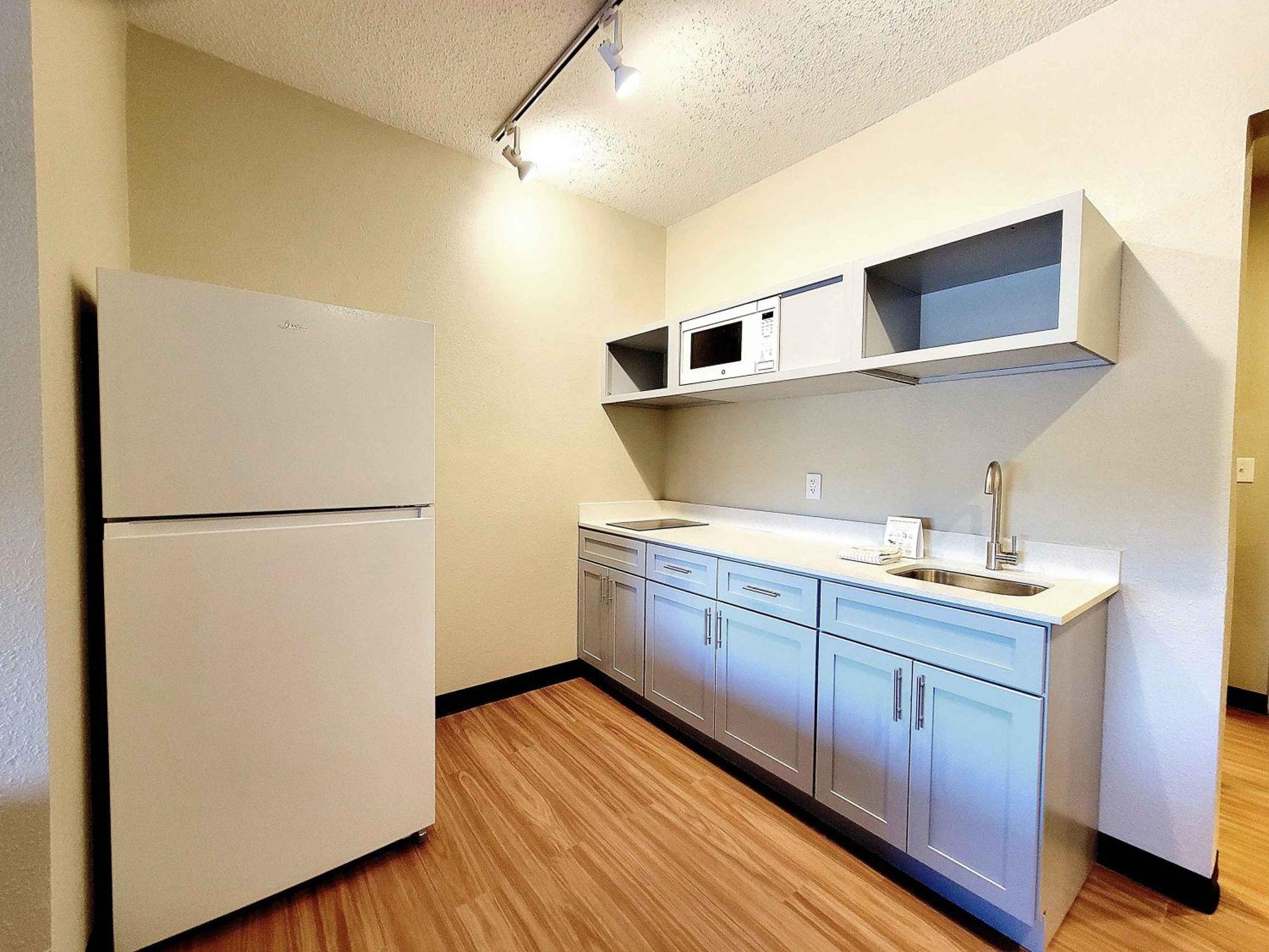 Extended Stay America Suites - Buffalo - Airport Cheektowaga Eksteriør bilde