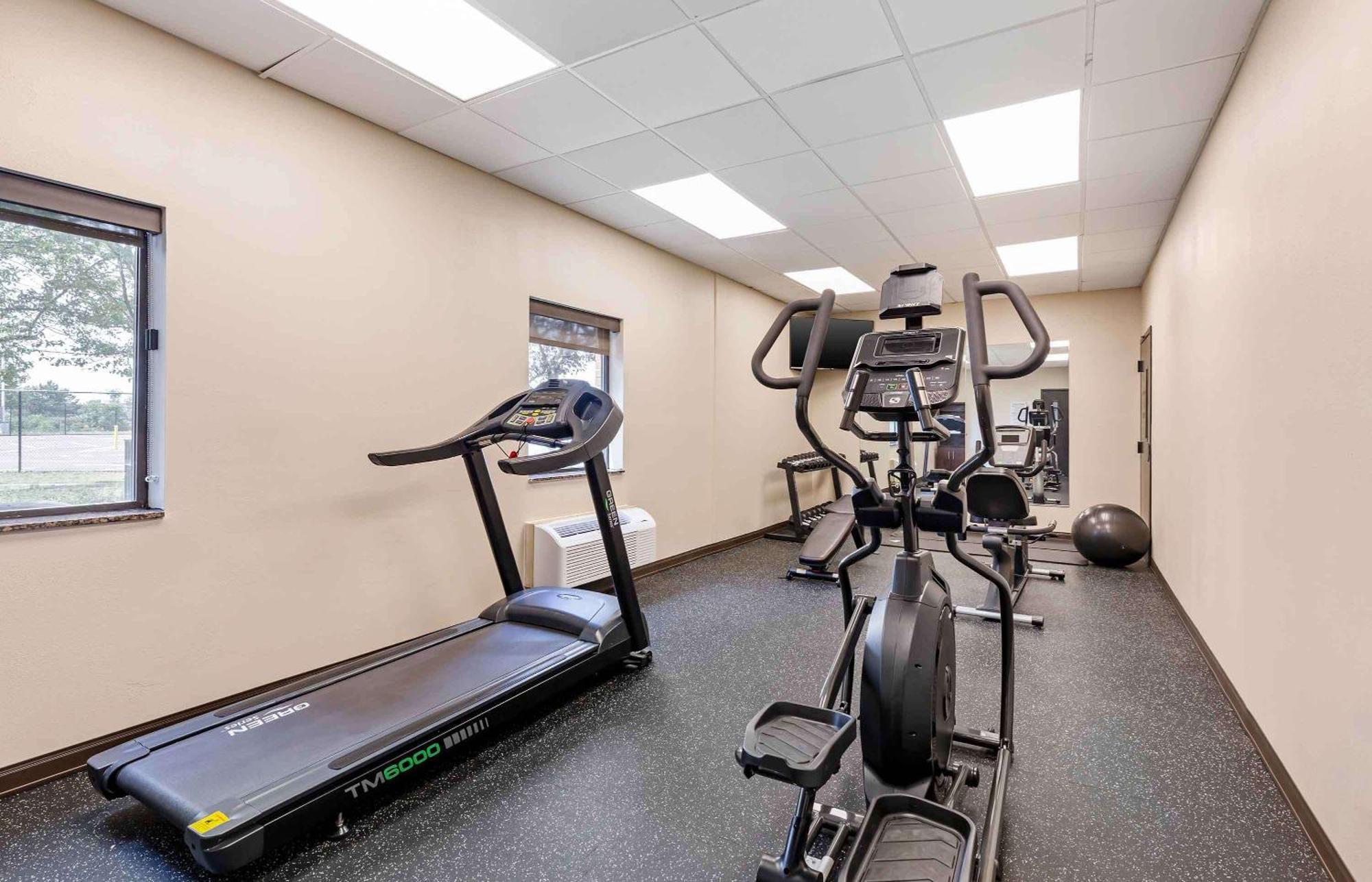 Extended Stay America Suites - Buffalo - Airport Cheektowaga Eksteriør bilde