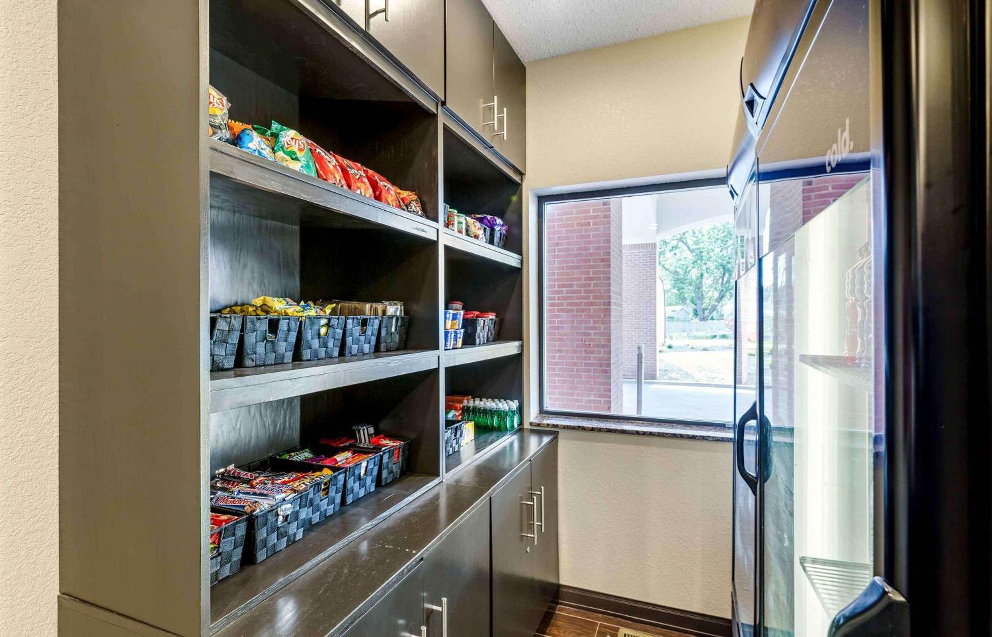 Extended Stay America Suites - Buffalo - Airport Cheektowaga Eksteriør bilde